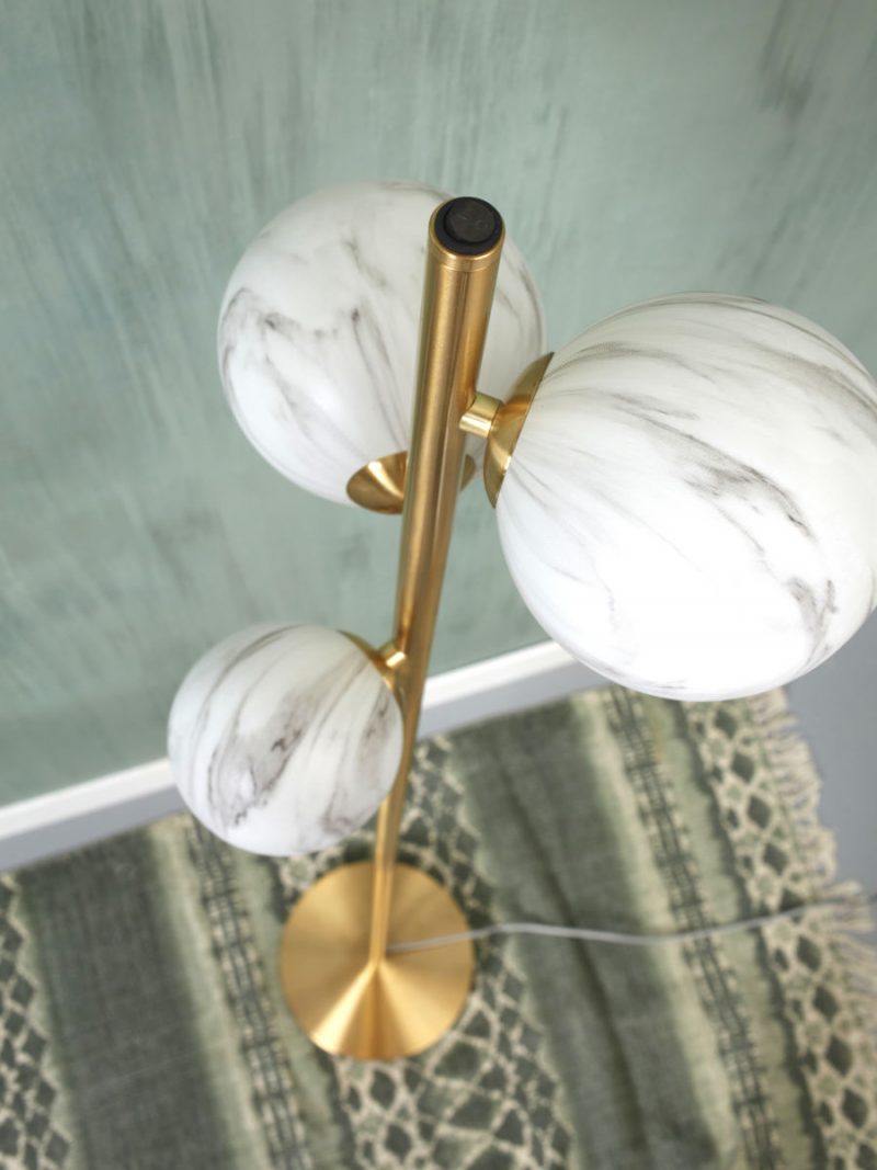 Goldene Stehleuchte mit 3 Designkugeln It's About RoMi Carrara – Bild 4