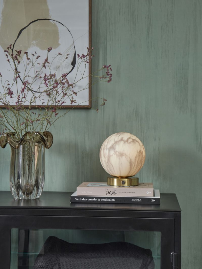Goldene Tischlampe mit Designkugel It's About RoMi Carrara – Bild 9